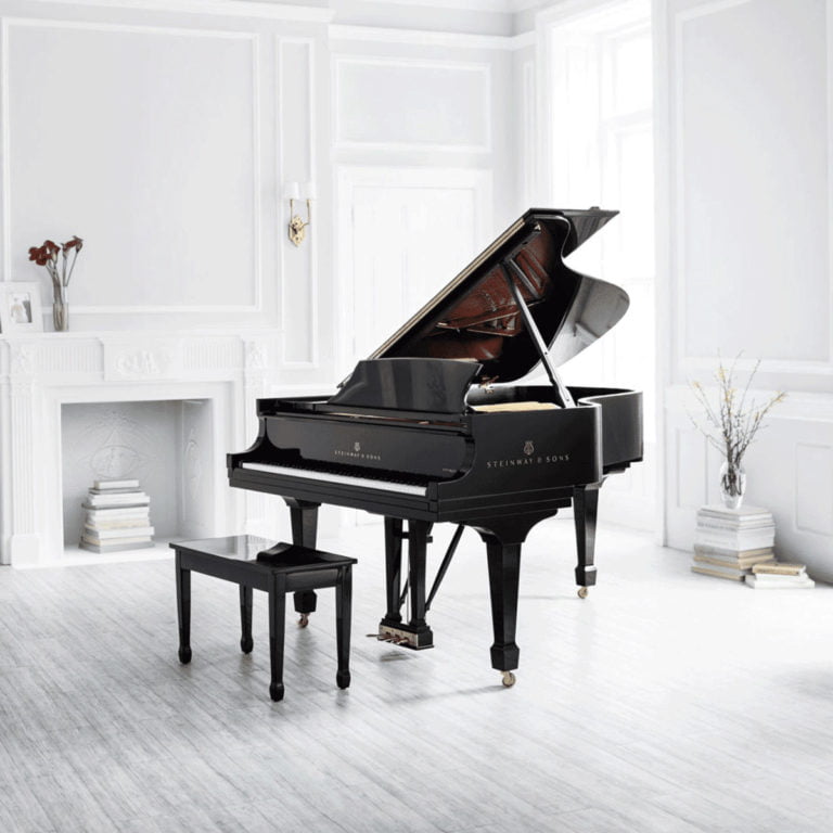 Steinway B-211