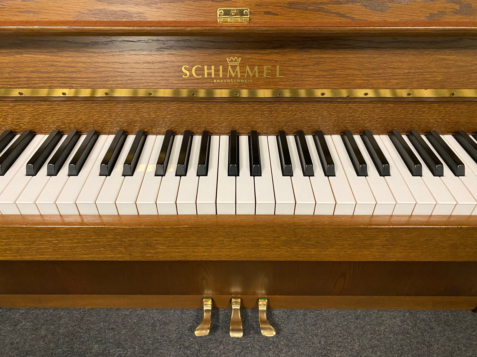 Schimmel – Klavier, Modell 112