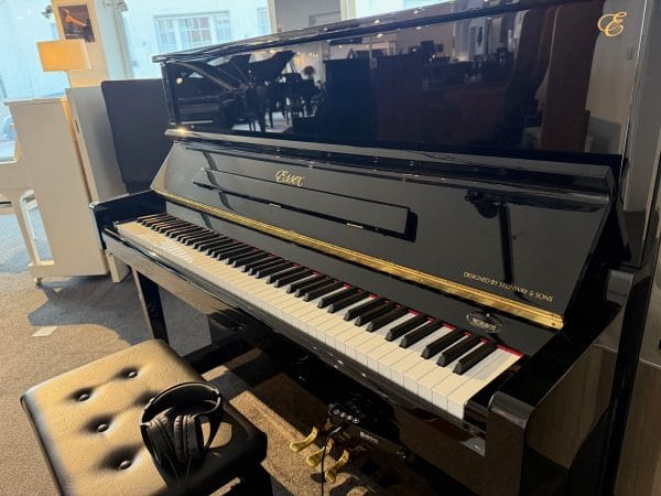 ESSEX – Klavier by Steinway, Modell EUP 123 incl. Stummschaltung