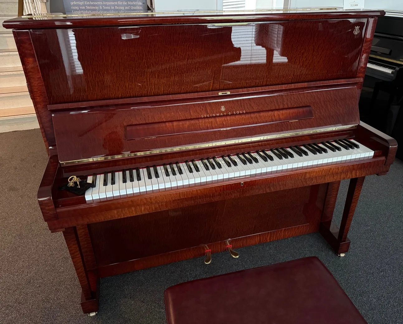 STEINWAY & SONS - Klavier, Modell K - 132 Crown Jewel - Image 2