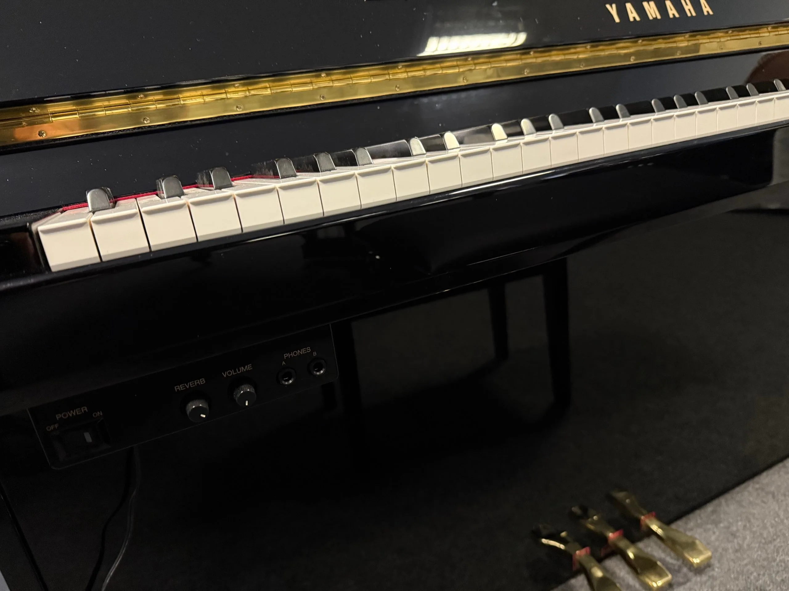 Yamaha - Klavier, Modell B - 1 mit Stummschaltung - Image 2