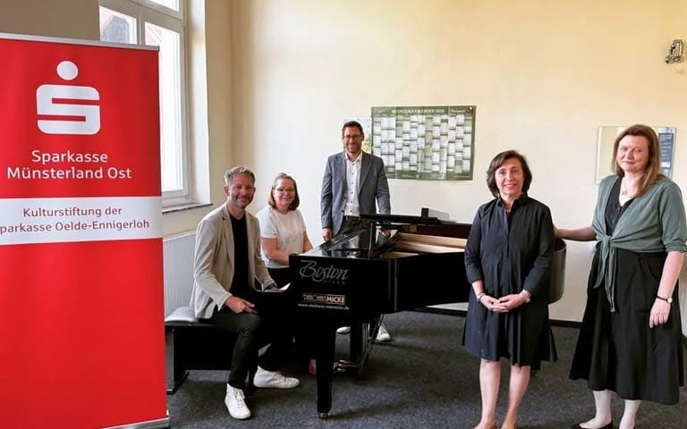 Neuer Boston-Flügel by Steinway für die Schule für Musik in Oelde